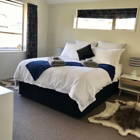 Christchurch City Fringe Family Home Modern Private Room Exterior photo