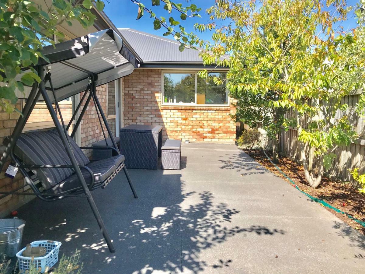 Christchurch City Fringe Family Home Modern Private Room Exterior photo